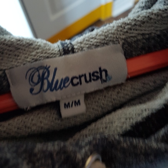 Sweater - Picture 3 of 3